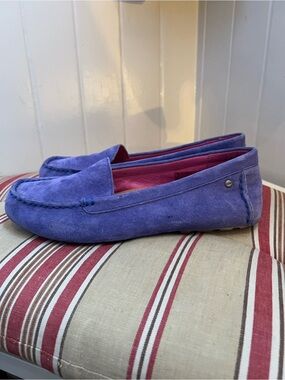 UGG Milan II Purple Suede Moccasin Loafers Slip Ons US 8.5 Driving Shoes
